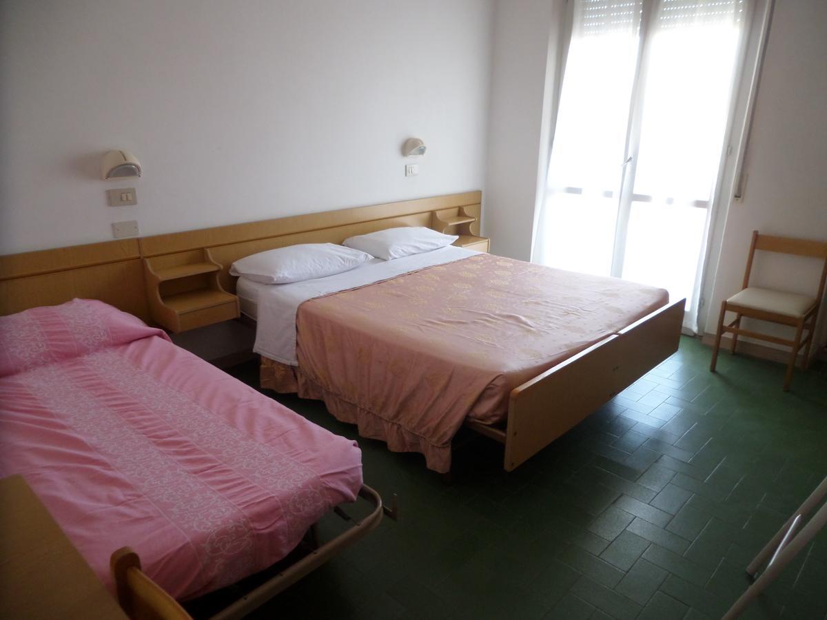 Hotel Savini רימיני חדר תמונה